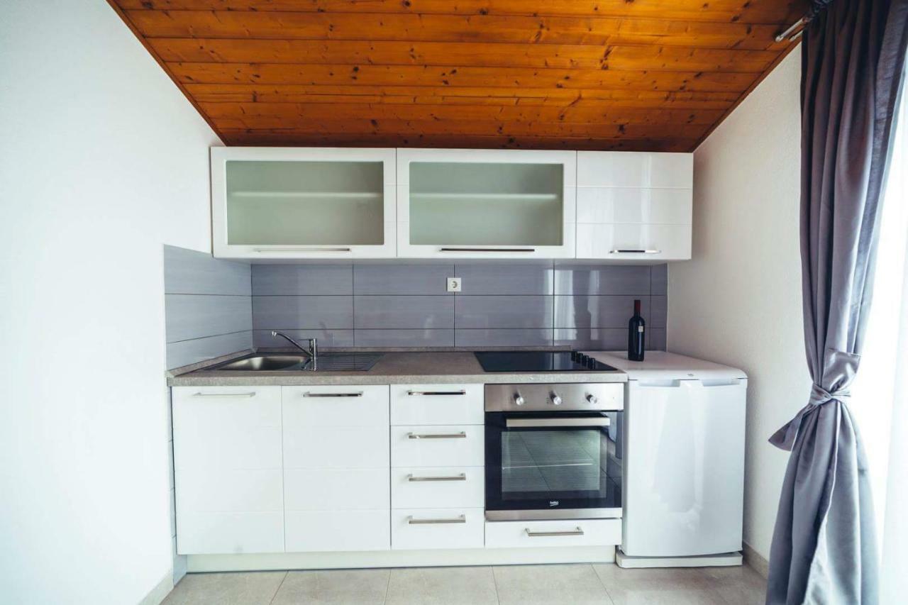 Apartments Juric Celina Exterior photo
